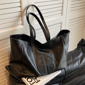 Women's Large Capacity Tote Bag - Versatile, Casual, Large Capacity - Style 131681