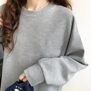 Women's Lightweight Hoodie - Long Sleeve, Relaxed Fit, Versatile - Style 147957